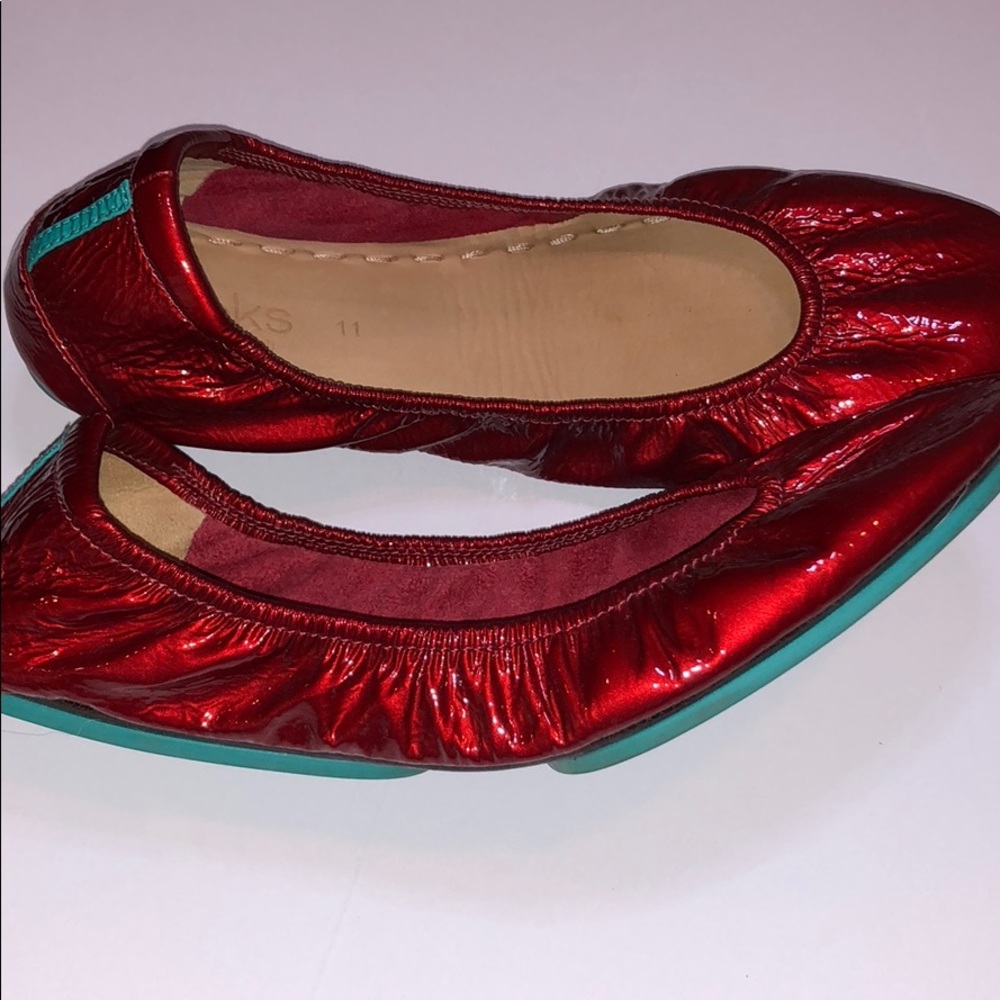 Rare Red Diamond Tieks - size 11